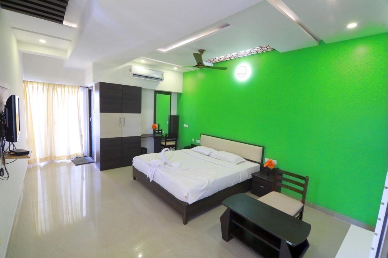Hotel Ambai Grand Ambasamudram Exterior photo